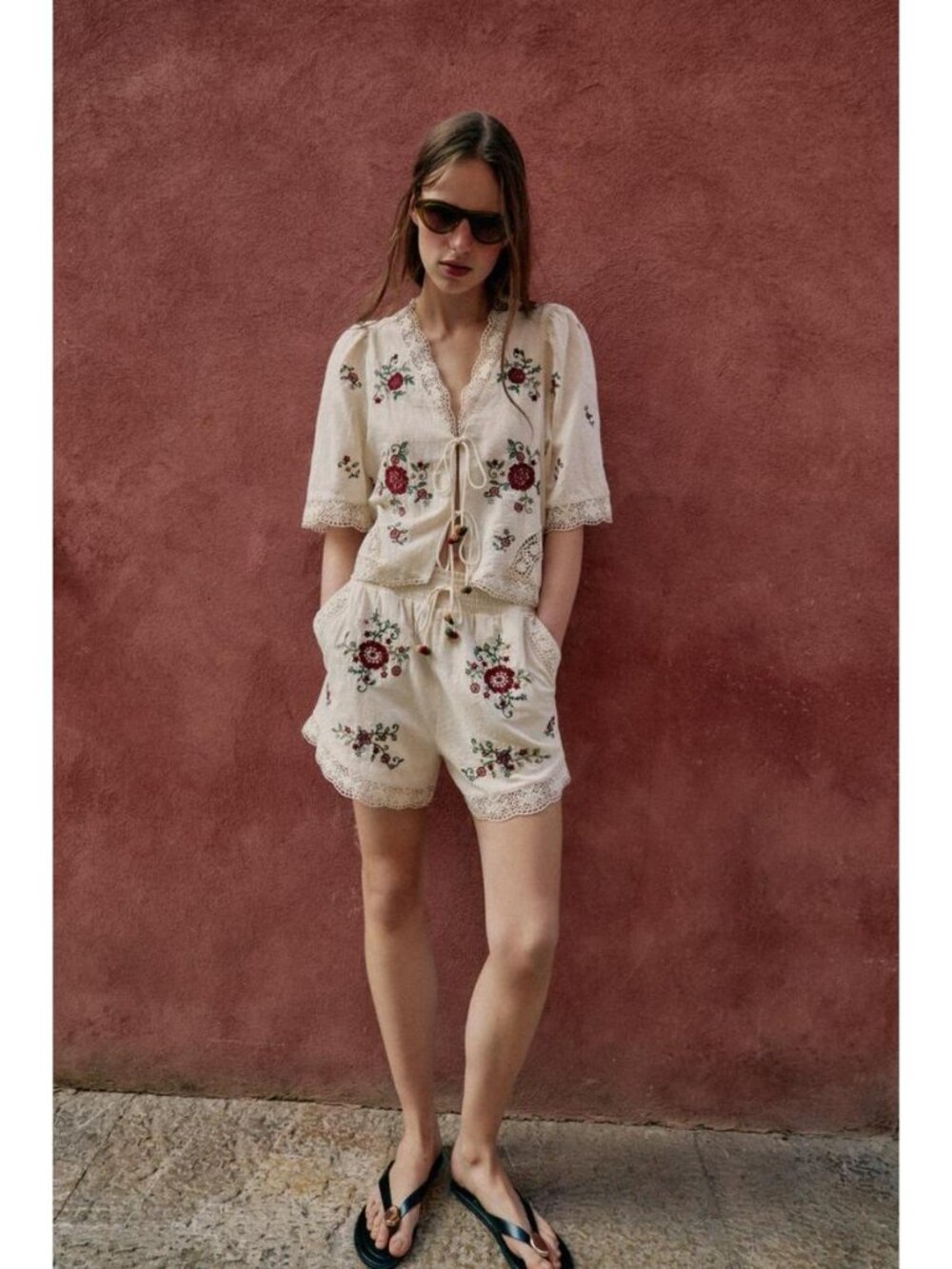 ZARA EMBROIDERED FLORAL TOP - Picture 2 of 9